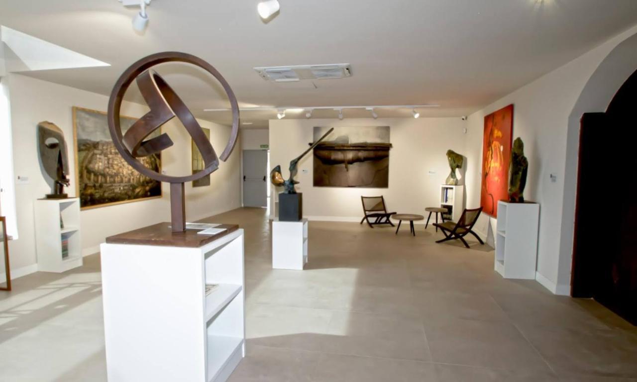 Hotel Tierras De Cebreros Εξωτερικό φωτογραφία