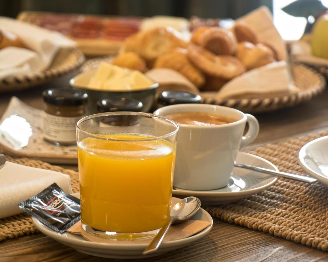 Hotel Tierras De Cebreros Εξωτερικό φωτογραφία